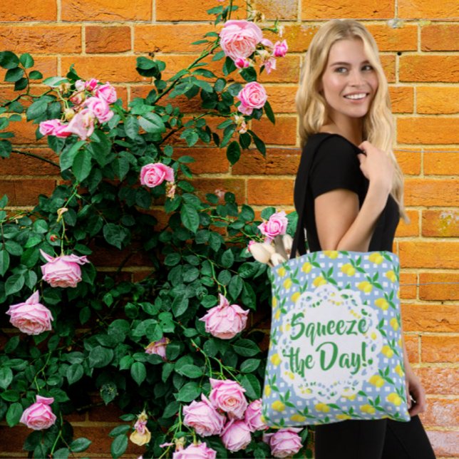 Squeeze The Day Yellow Lemons Blue White Check Tygkasse (Start the day with a squeeze!)