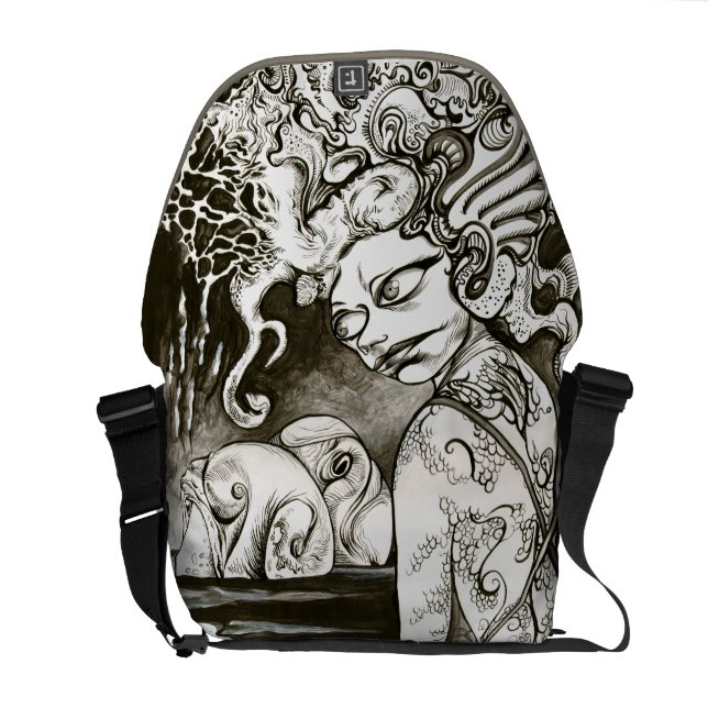 Squidgirl Messenger Bag (Öppen Baksida)