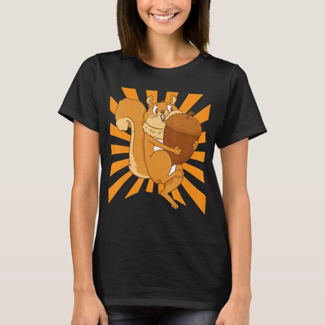 Squirrel Hugger Hazelnut T Shirt (Framsida)