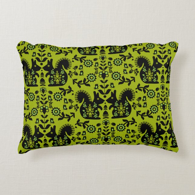 Squirrel Nordic Scandinavian FolArt Prydnadskudde (Framsidan)