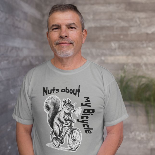 Squirrel på en cykelcykel, rolig cyklist t shirt (Skapare uppladdad)
