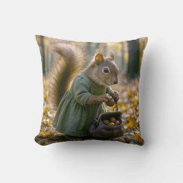 Squirrel samlar in Nöt i sitt väska Kudde