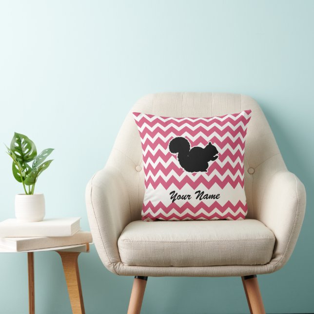 Squirrel Silhouette med Rosa Chevron Mönster Kudde (Stol)