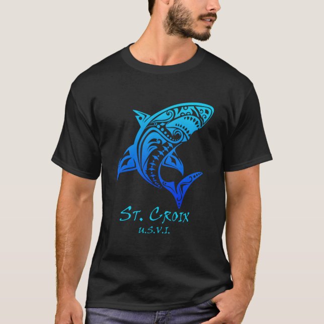 St Croix Usvi Tribal Shark Vacation T Shirt (Framsida)