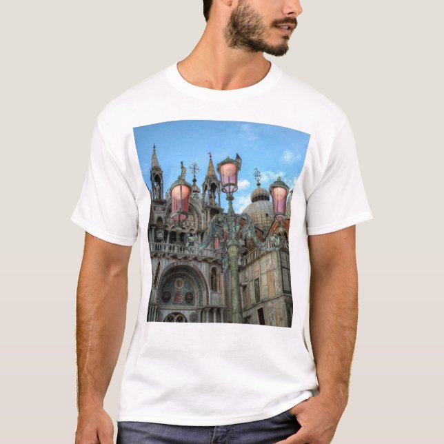 St. Marks and Lamp, Venedig, Italien Tee Shirt (Framsida)