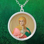 St. Mary Magdalene som Myrrhbearer (Det.; ORX 01) Silverpläterat Halsband<br><div class="desc">I Östra ortodoxi var inte St Mary Magdalene konflerad med St Mary of Bethany, syster till SS. Martha och Lazarus, inte med den "syndiga kvinnan" som anställer Jesus i Luke 7:36-50. Därför betraktades hon inte som en reformerad prostituerad och inte heller som en förvanskad prostituerad. I stället firades hon som...</div>