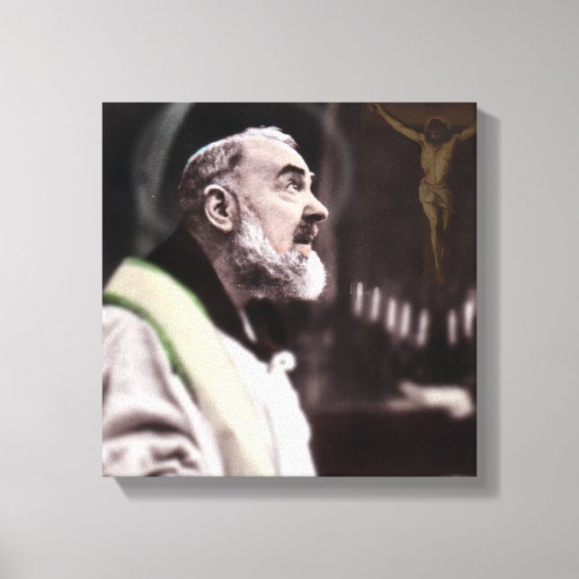 ST PADRE PIO CELEBRATING MASS CANVASTRYCK (Framsida)