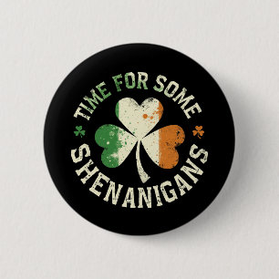 St. Patrick är på plats för en Roligt från Shenani Knapp