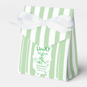 St patrick hon hittade sin lyckosamma charm möhipp presentaskar
