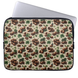 St. Patrick’s Day Coffee & Shamrock Pattern Laptop Fodral