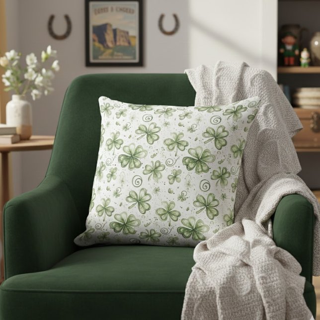 St. Patrick’s Day Shamrock Pattern Throw Pillow Kudde (Skapare uppladdad)
