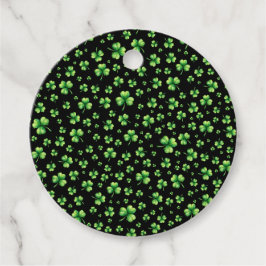 St. Patrick’s Day Watercolor Shamrock on black Gåvor Etiketter