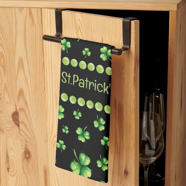 St. Patrick’s Day Watercolor Shamrock on black Kökshandduk (Thirds Fold)