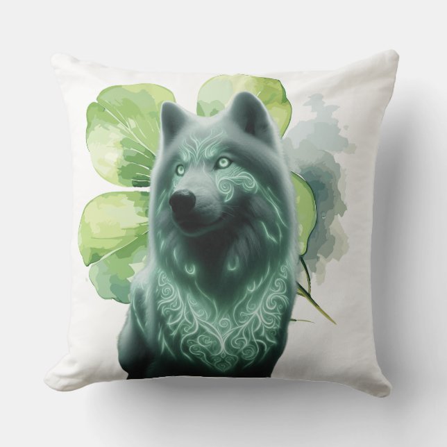 St Patrick Varg Kudde (Framsida)