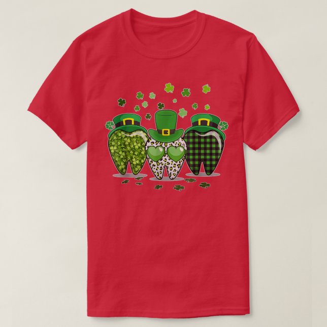 St patrick's day 2023 Cute Pput Tooth Dental Assi T Shirt (Design framsida)