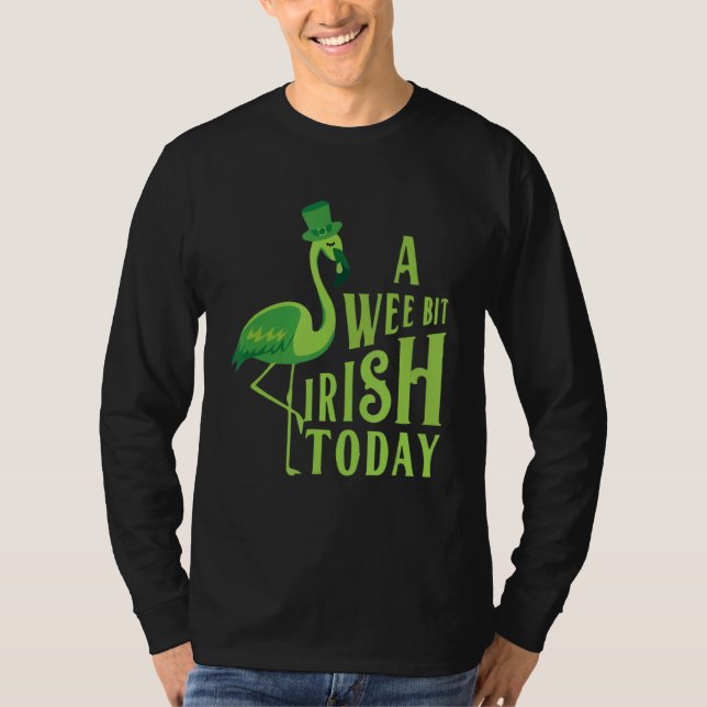 St patrick's day A Wee Bit Irish Flamingo T Shirt (Framsida)