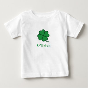 St. Patrick's Day Anpassat Namn Klöver Design T Shirt