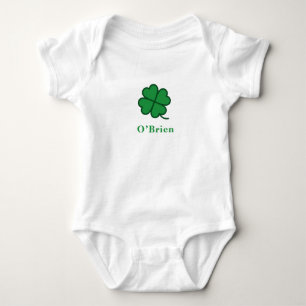 St. Patrick's Day   Anpassat Namn Klöverdesign T Shirt