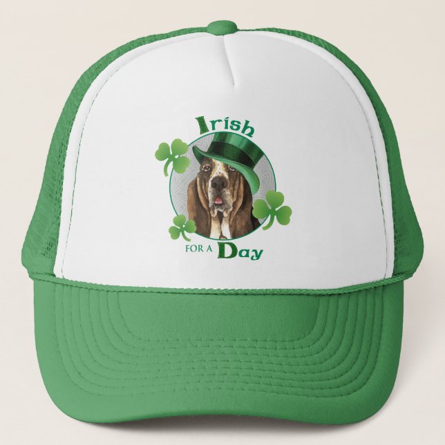 St. Patrick's Day Basset Keps (Framsida)