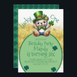 St.Patrick's Day Bear Cute Guld Birthday Lucky One Inbjudningar<br><div class="desc">St.Patrick-Day inbjuder med spjutspets</div>