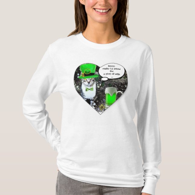 ST PATRICK'S DAY CAT MED GRÖNT IRSH NÖR/HJÄRTA T SHIRT (Framsida)