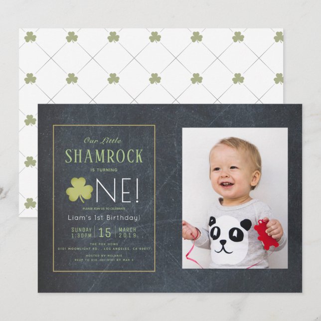 St. Patrick's Day Chalkboard Photo 1st Birthday Inbjudningar (Fram/baksida)