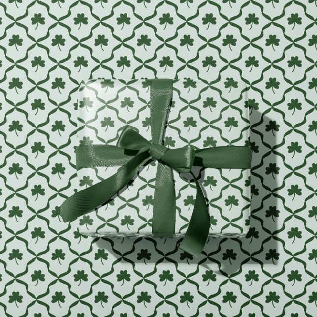 St. Patrick's Day Classic Green Shamrock Lattice  Presentpapper (Skapare uppladdad)