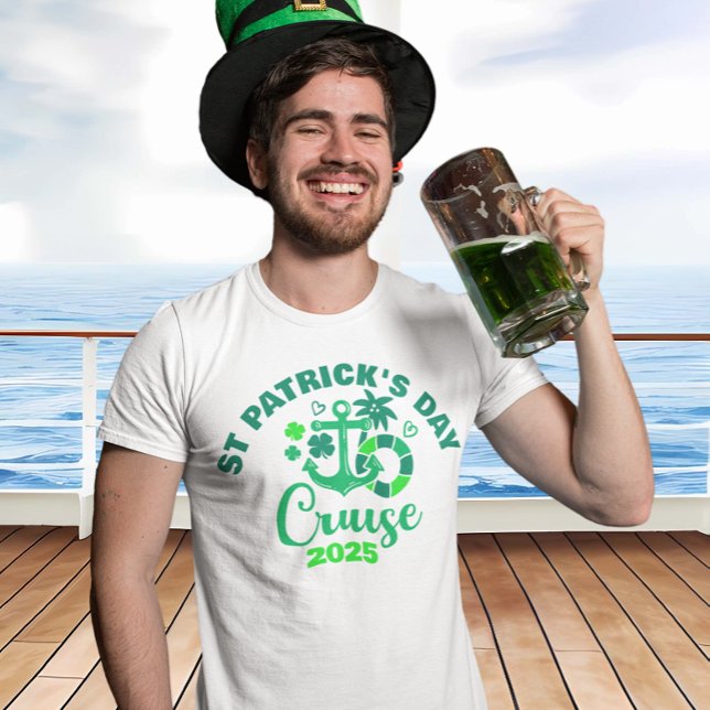 St. Patricks Day Cruise Grönt Anpassningsbar År T Shirt (Skapare uppladdad)