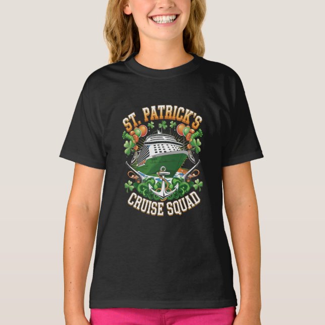 St Patrick's Day Cruise Squad 2025 Familj Matchand T Shirt (Framsida)