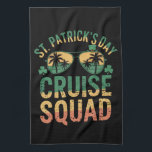 St patrick's day Cruise Squad Funny Family Matchin Kökshandduk<br><div class="desc">St patrick's day Cruise Squad Funny Family Matching</div>