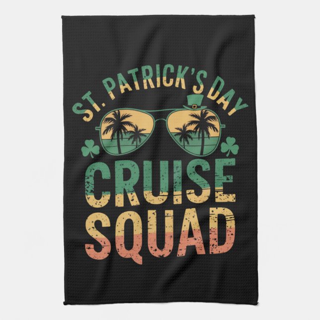 St patrick's day Cruise Squad Funny Family Matchin Kökshandduk (Vertikal)