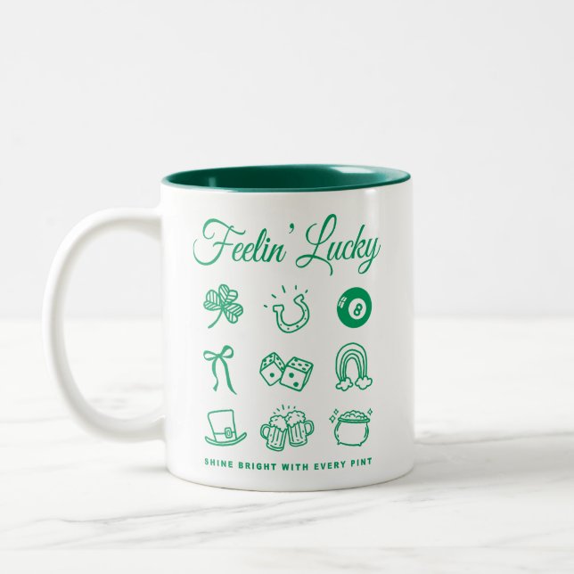 St patricks day Cute Doodle Art Lucky Irish Två-Tonad Mugg (Vänster)