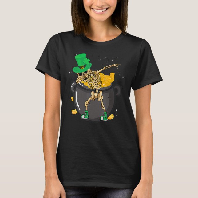 St Patricks Day Dabbing Leprechaun Day Skull Kids  T Shirt (Framsida)