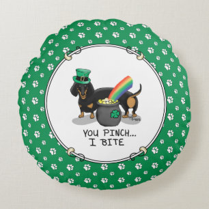 St. Patrick's Day Dachshund (svart och tan) hund Rund Kudde