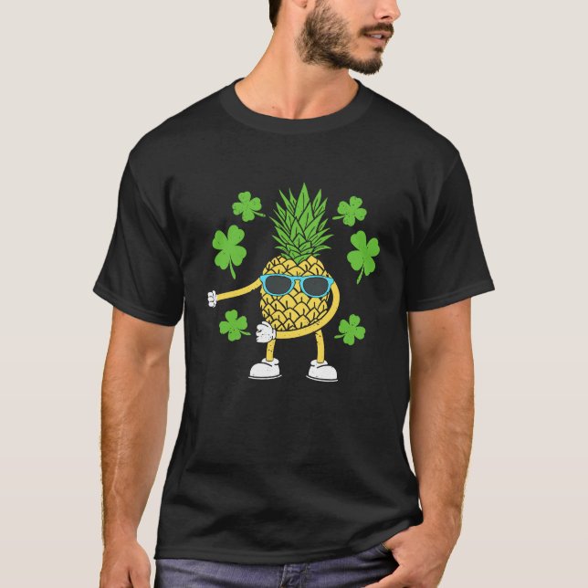 St Patricks Day Floss Dance Irish Flossing Pineapp T Shirt (Framsida)