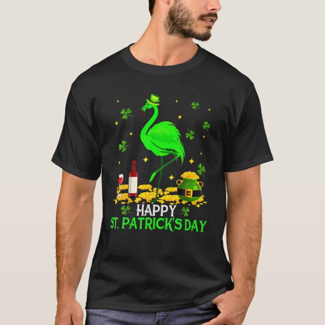 St. Patrick's Day Funny Grönt Flamingo Drinking Wi T Shirt (Framsida)