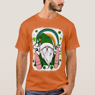 St patricks day Gnome Irish Rainbow Shamrock gnome T Shirt