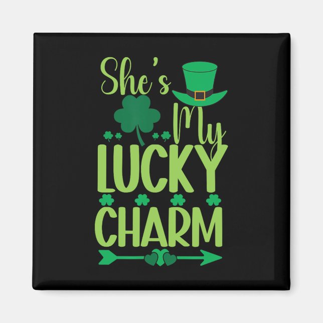 St. Patricks Day Grön Irländsk Hon Är Min Lyckotal Magnet (Framsidan)