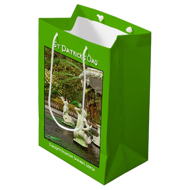 St patrick's day Grönt Forsyth Fontän Photo (Framsidan Vinklad)