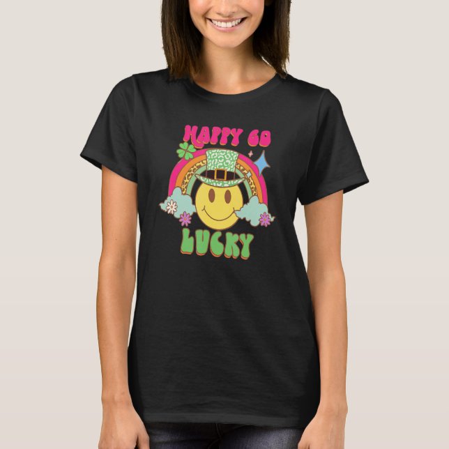 St Patricks Day Happy Go Lucky Rainbow Happy Face  T Shirt (Framsida)