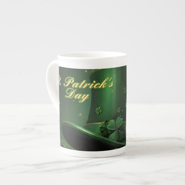 St. Patrick's Day-hatt och Shamrock-design Benporslin Mugg (Framsida vänster)