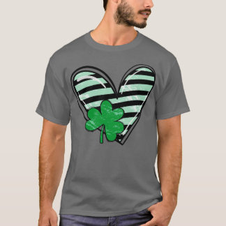 St patricks day Heart Shamrock T Shirt