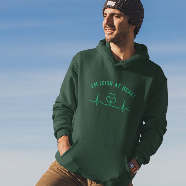 St Patricks Day Heartbeat Hoodie med anpassad text (Skapare uppladdad)