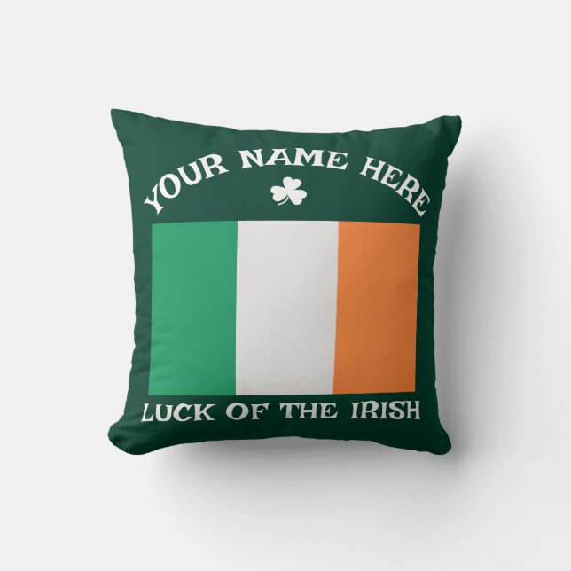St Patrick's Day Ireland Flag Custom Name Shamrock Kudde (Framsida)
