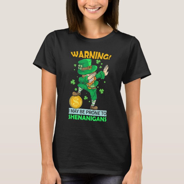St Patricks Day Irish Dabbing Leprechaun Shenaniga T Shirt (Framsida)