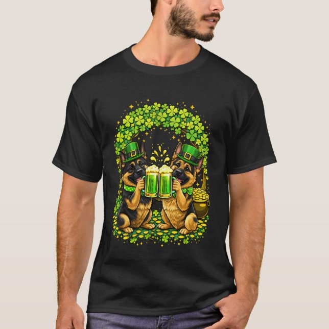 St Patricks Day Irländsk Tysk Shepherd Öl Sh T Shirt (Framsida)