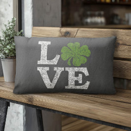 St patricks day KÄRLEK med schamprock Lumbarkudde