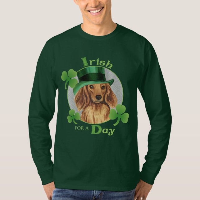 St. Patrick's Day Långhårigare Dachshund T Shirt (Framsida)