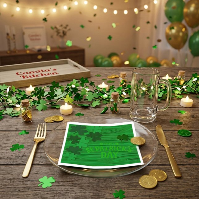 St. Patrick's Day Layered Shamrocks Personalized  Pappersservett (Skapare uppladdad)