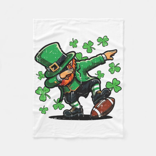 St Patricks Day Leprechaun Dab Fotboll Män Pojkar  Fleecefilt (Framsidan)